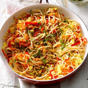 Vegetarian Pad Thai.jpg