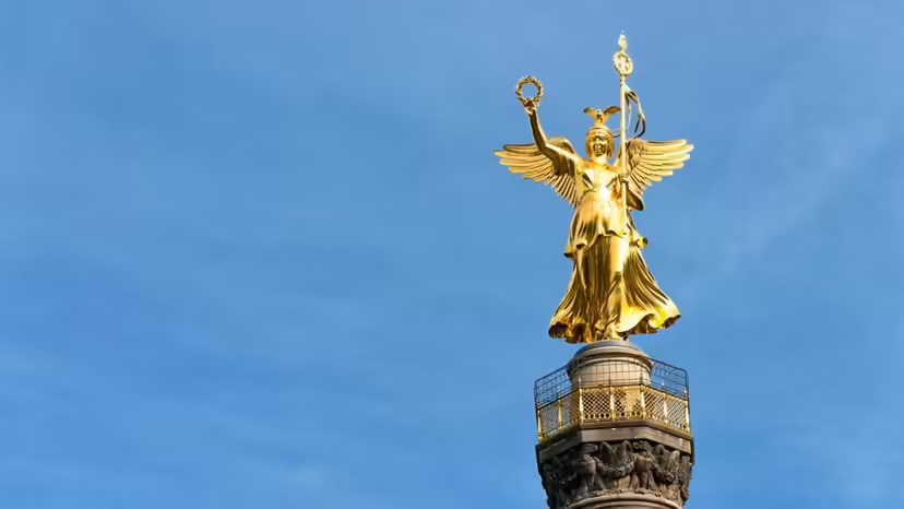 Famous Statue No. 8.jpg