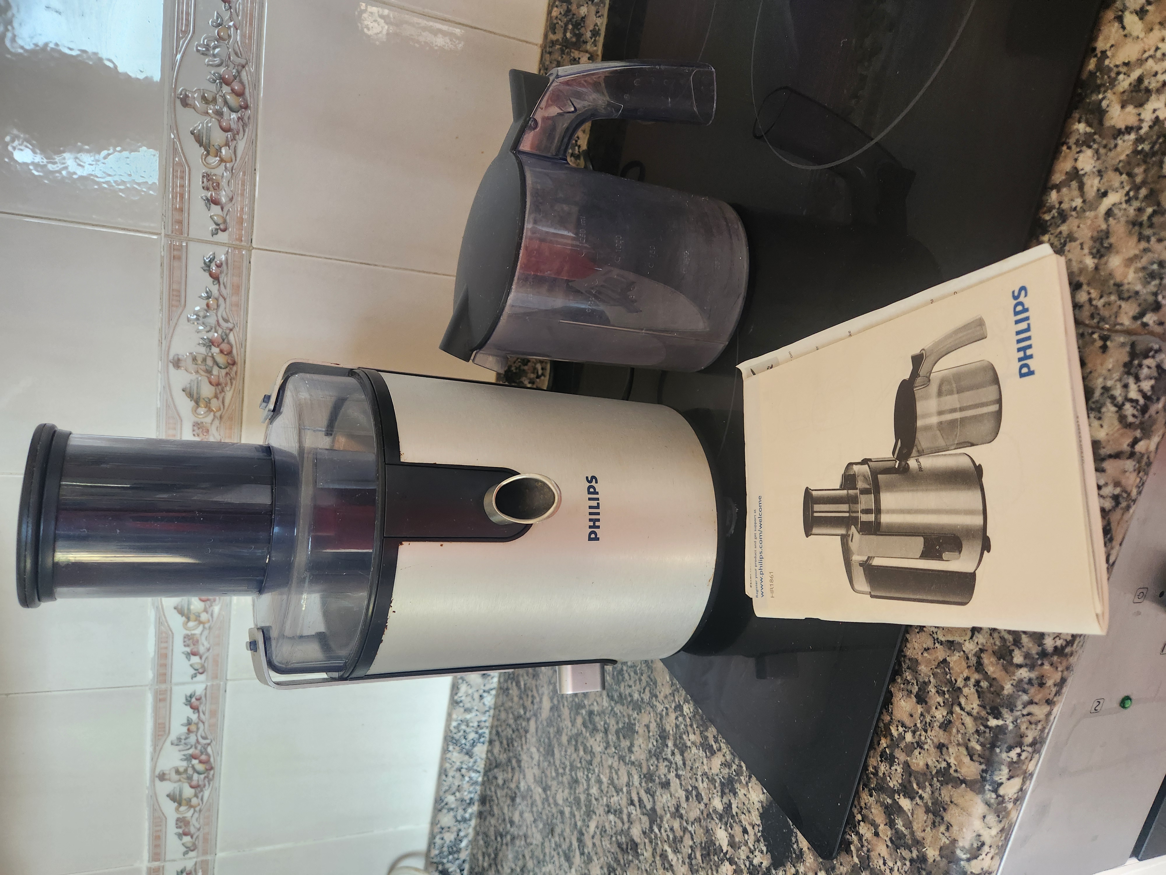 philips juicer.jpg