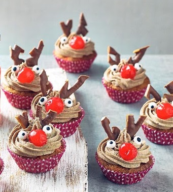 Rudolph Cupcakes.jpg