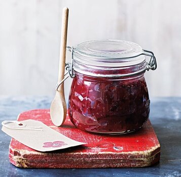 Spicy Apple & Fig Chutney.jpg