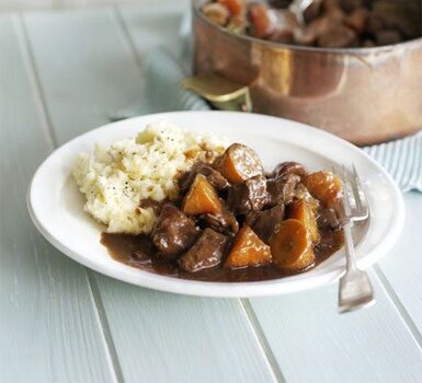 Beef & Guinness Stew With Carrots & Parsnip Mash.jpg