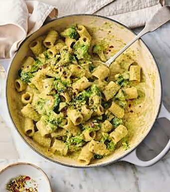 Creamy Pistachio & Broccoli Pasta.jpg